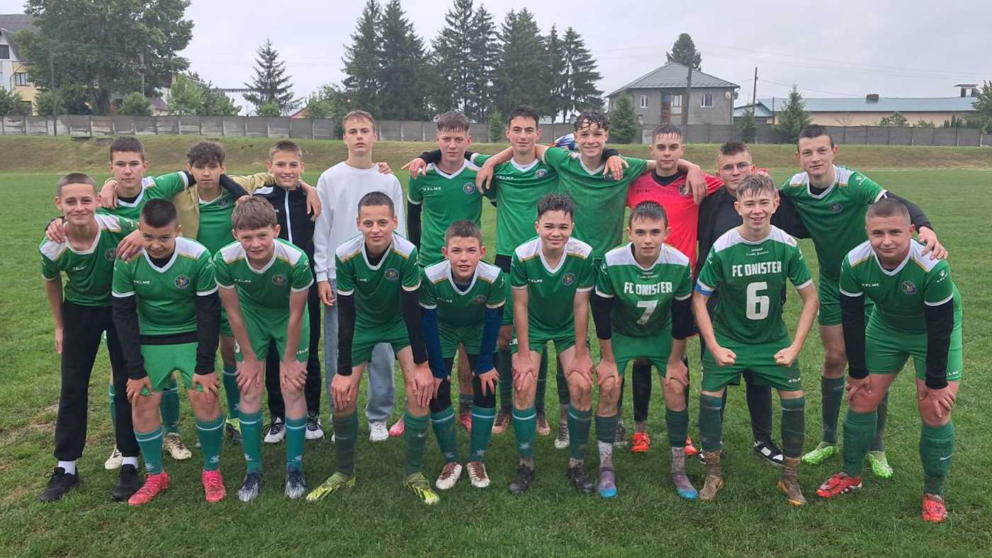 "Дністер U-15" завершив сезон розгромною перемогою